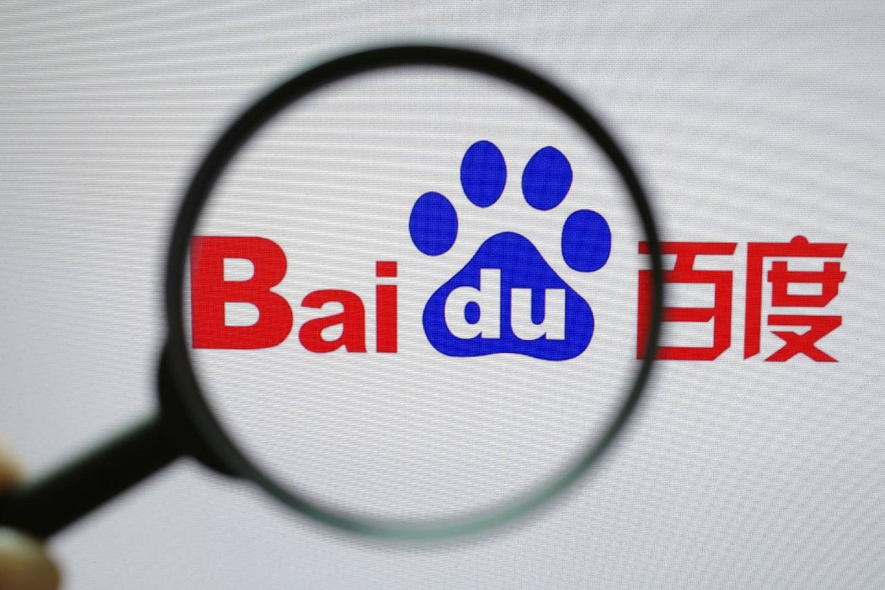 刘些宁扛住了外网镜头